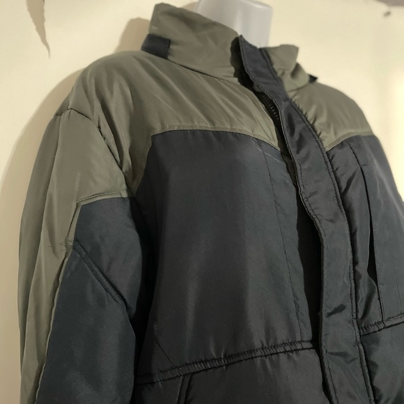 NORTHPOINT Womens/Mens Puffer Coat! - Picture 3 of 10